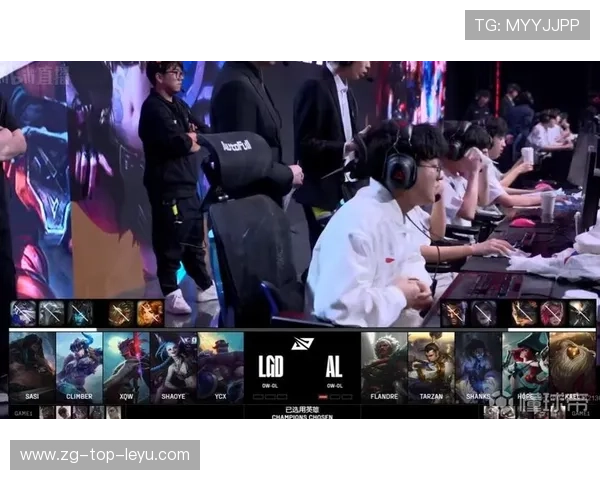 LPL春季赛AD火力全开,连造成击杀,赛场激情爆发!